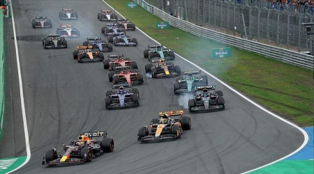 Sezonun 16. yarışı Singapur'da