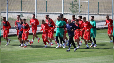 Sivas iki eksikle Beşiktaş karşısında