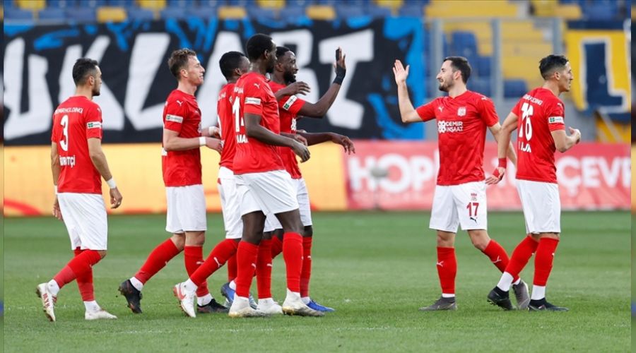 Sivasspor'dan inan�lmaz seri