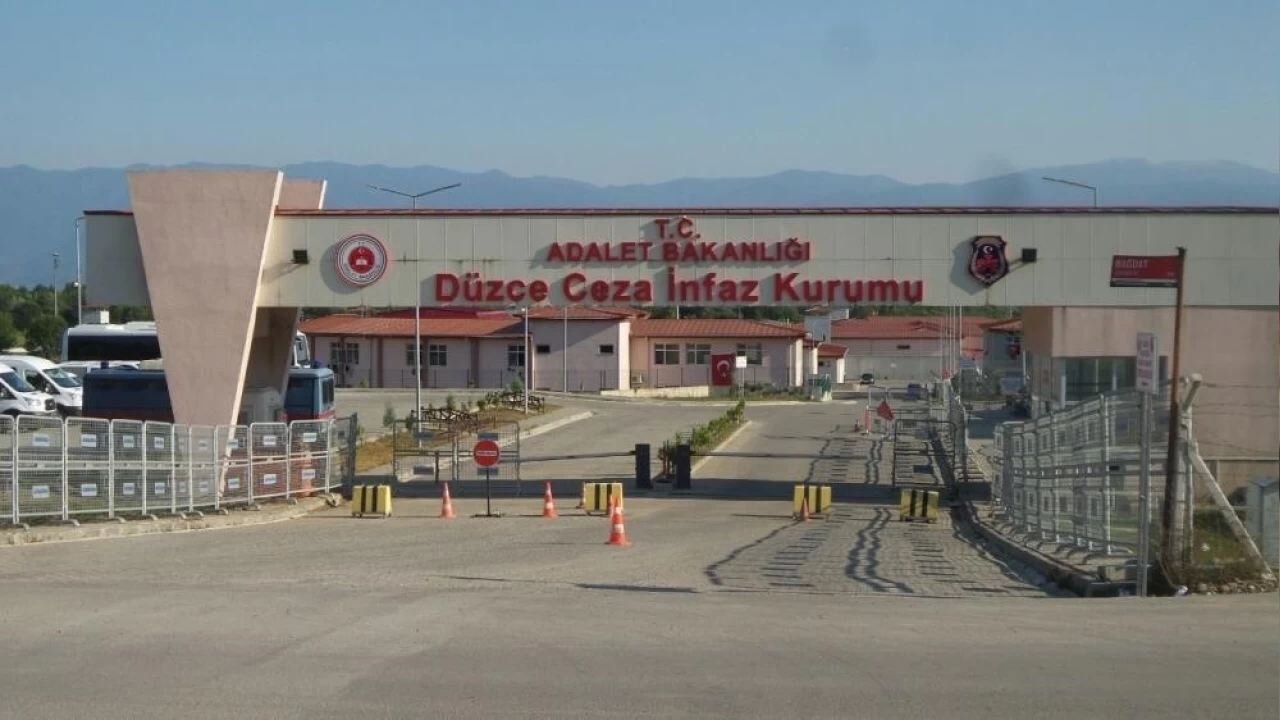 Tabloya bak! Düzce'de aranan 3 bin kişi yakalandı