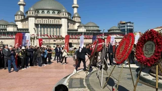 Taksim Meydan'nda 19 Mays treni