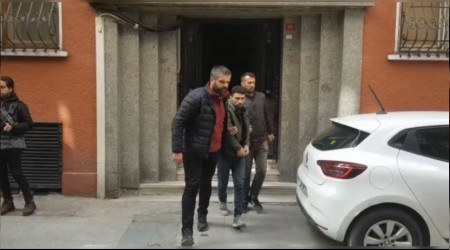 Taksim'de turist kadna kapka