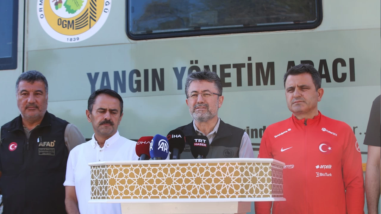 Tarm ve Orman Bakan Yumakl, anakkale'deki yangna mdahalede son durumu anlatt