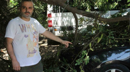 Tatilinin ilk gününde aracını park etti, şok yaşadı