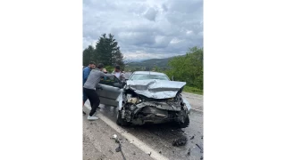 Tokat'ta kamyon ile otomobilin arpt kazada 2 kii ld