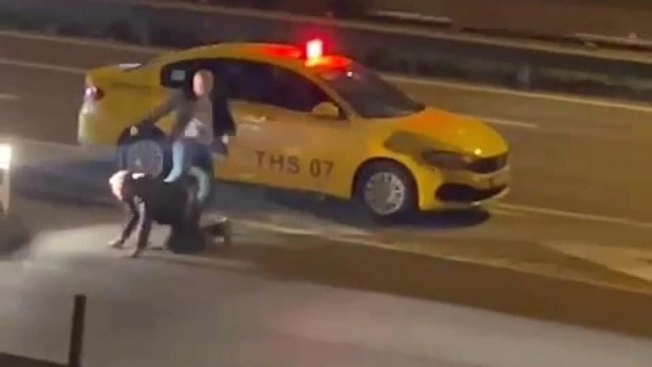 Ücretini alamadığı müşterisini yol ortasında dövdü