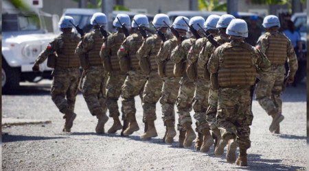 Ukrayna, BM'deki bar gc askerlerini geri ekiyor 