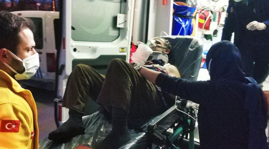 �zerine kesti�i a�a� d��en �ah�s hastanelik oldu 