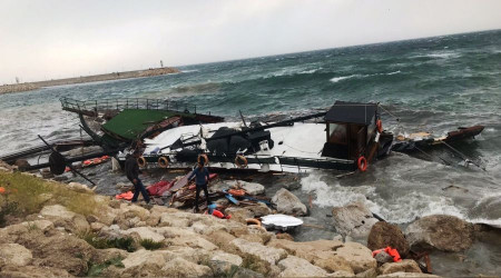 Van Gölü'nde can pazarı