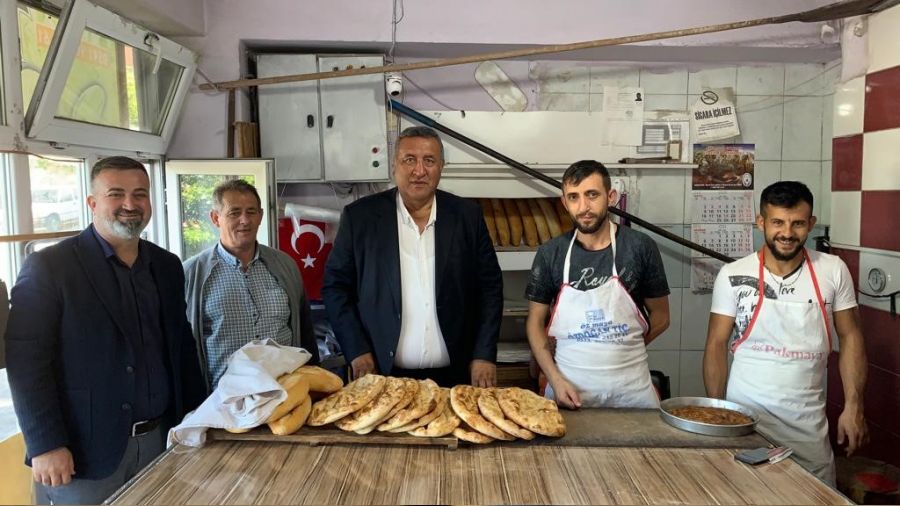 Vatanda� alam�yor pazarc� satam�yor