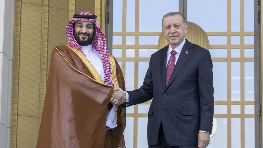 Veliaht Prens Selman Betepe'de