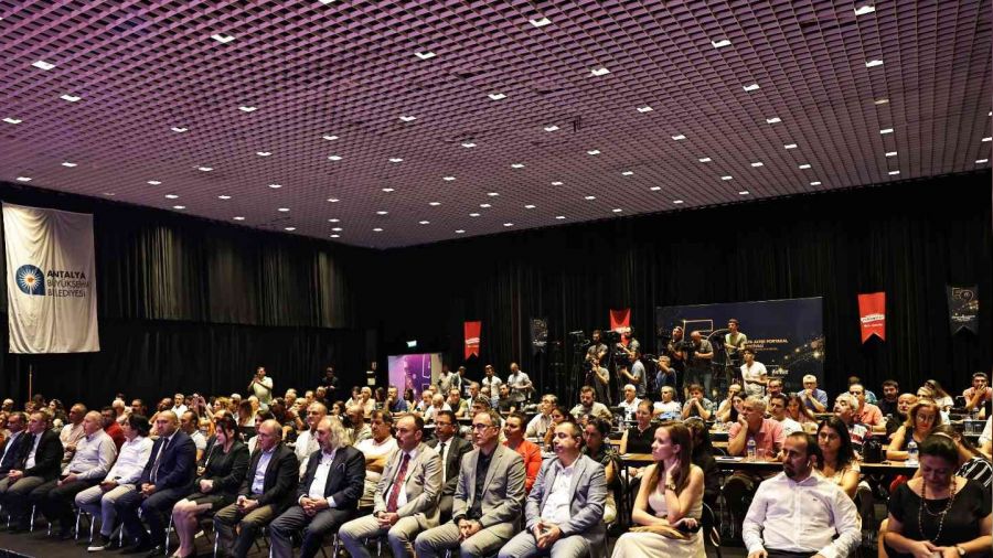 Y�l�n en yeni filmleri 59. Antalya Alt�n Portakal Film Festivali'nde ilk kez izleyiciyle bulu�acak