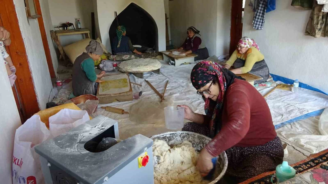 Yozgat'ta k��l�k ekmek haz�rl�klar� ba�lad�
