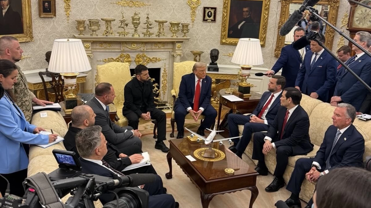 Zelenskiy Trump ile ne konu�tu�unu anlatt�