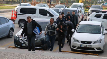 11 villadan 2 milyonluk soygun