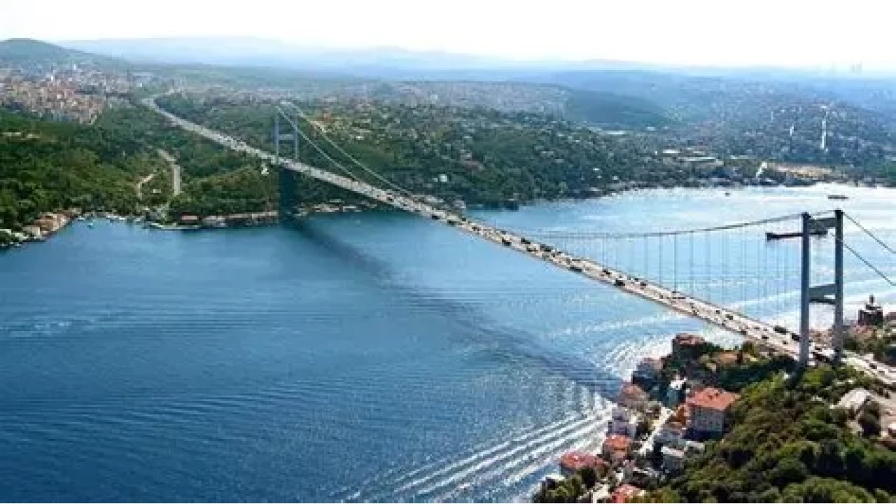 2 şahıs kumar borcu yüzünden köprüye çıktı