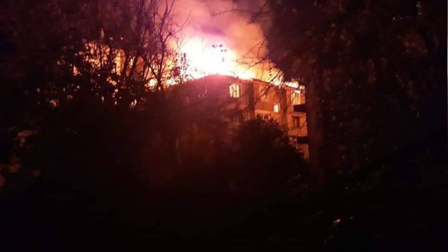 4 katlı binada korkutan yangın