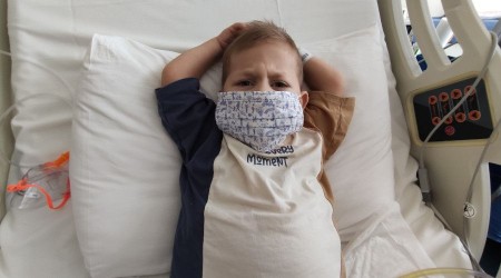 6 aylık bebeğin böbrekleri 6 yaşındaki çocuğa nakledildi