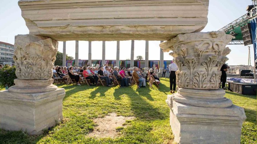 7. Uluslararas zmir Edebiyat Festivali balad