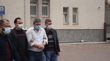 7 yıl önce boşandığı eşini kıskançlık nedeniyle bıçaklayıp öldürdü