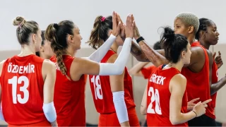 A Milli Kadın Voleybol Takımı, hazırlık maçında Sırbistan'ı yendi