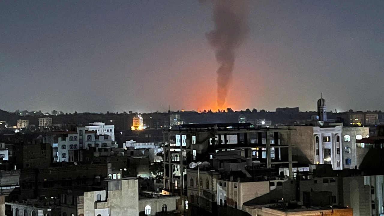 ABD ve ngiltere Sana'ya 6 hava saldrs dzenledi