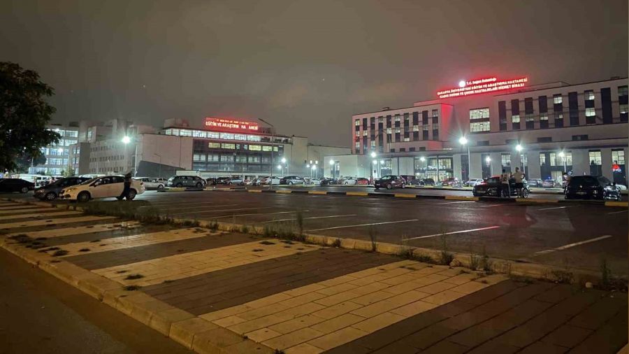 Adapazarı'nda zehirlenme şüphesiyle 60 kişi hastaneye başvurdu