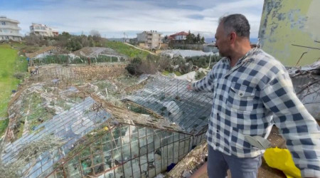 Alanya'da hortum yıktı geçti