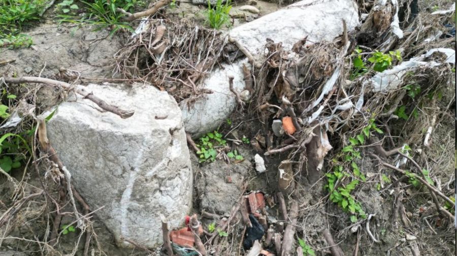 Amasra'daki sel antik su kanal�n�n par�alar�n� ortaya ��kard�