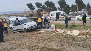 Amasya'da kamyonetler çarpıştı: 4 yaralı