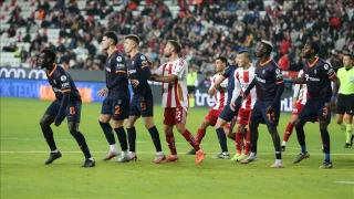 Antalyaspor, Başakşehir maçından gol sesi çıkmadı