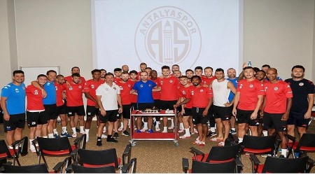 Antalyaspor kadrosunda kiralk oyuncu bulundurmuyor