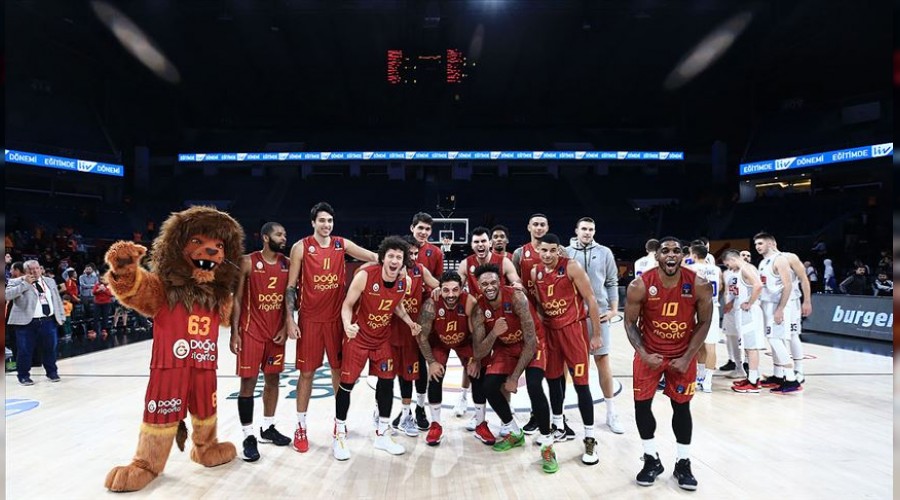 Aslan'a �talyan konuk