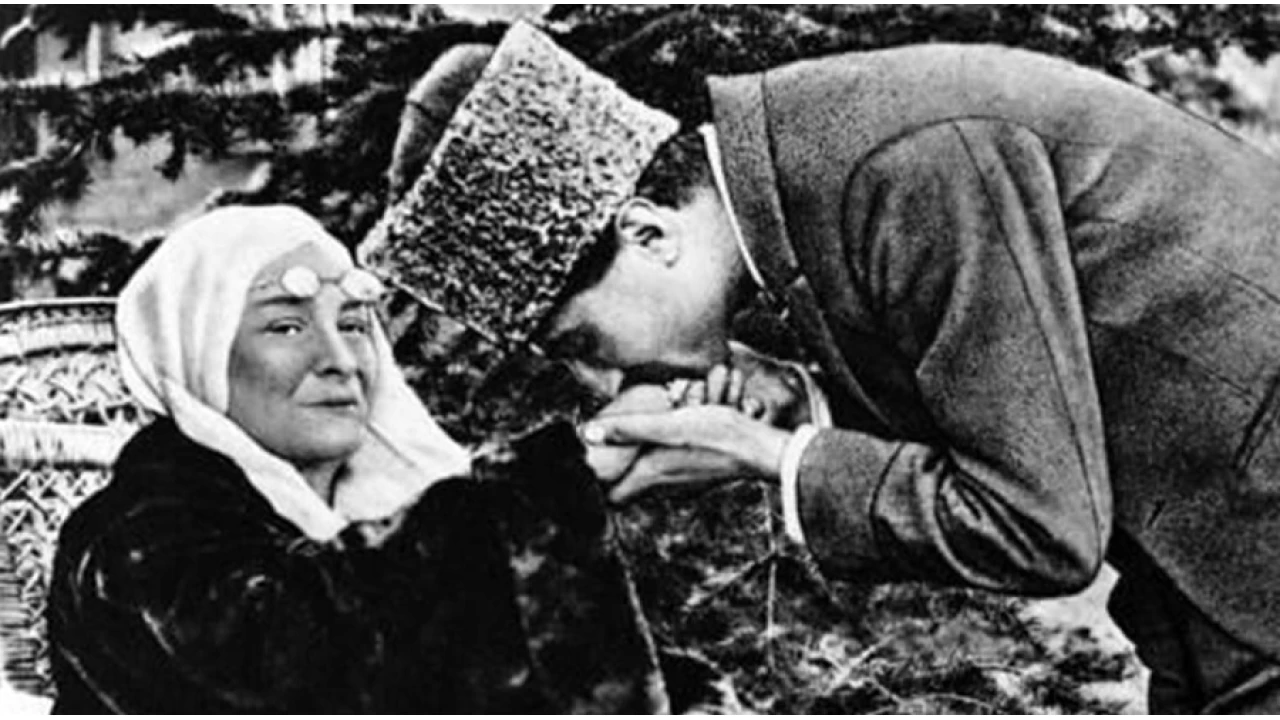 Atat�rk��n annesi Molla Z�beyde Han�m��n vasiyeti