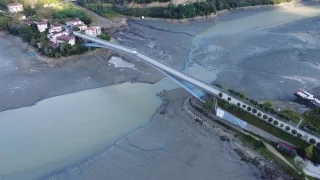 Ayvack'ta baraj sular ekildi, kara ortaya kt