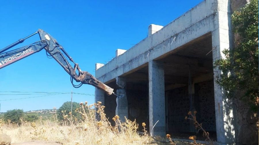 Ayvac�k'ta ka�ak yap�lara ge�it yok