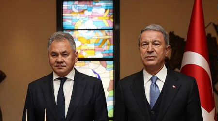 Bakan Akar, Şoygu ile görüştü