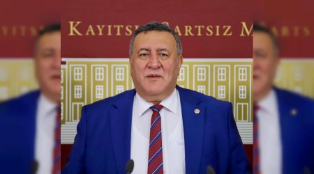Bakanlar topu birbirine attı