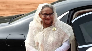 Başbakan Hasina'ya yolsuzluktan 5 yıl hapis cezası