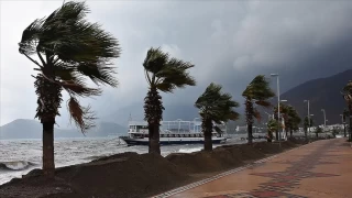 Bat Karadeniz ve Marmara iin frtna uyars