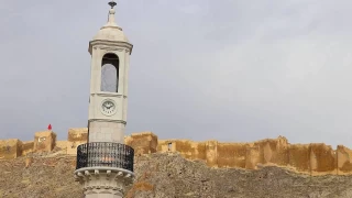 Bayburt Saat Kulesi: Bir Cumhuriyet ant ve ehrin kalbi