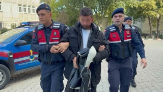 Bazasnn altndan 3 bin 472 uyuturucu hap ele geirilmiti: Adliyeye sevk edildi
