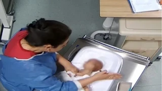 Bebe�e �iddet uygulayan hem�ireden ilgin� savunma