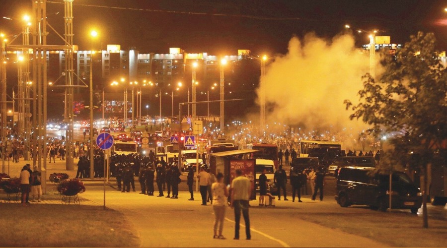  Belarus'ta tansiyon d��m�yor