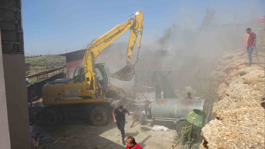 Besihanede yang�n ��kt�, 2 bin balya saman yand�