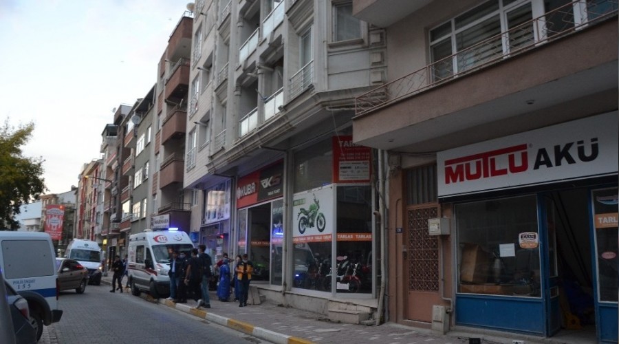Biga'da yaşlı adam evinde ölü bulundu