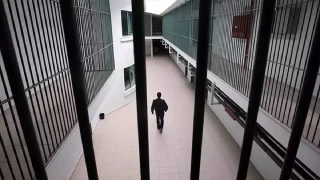 Binlerce mahkum tahliye edilmeyi bekliyor