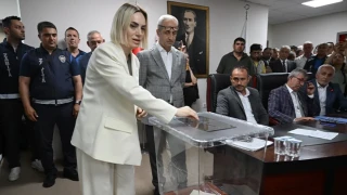Bir belediye daha AKP'ye geçti!