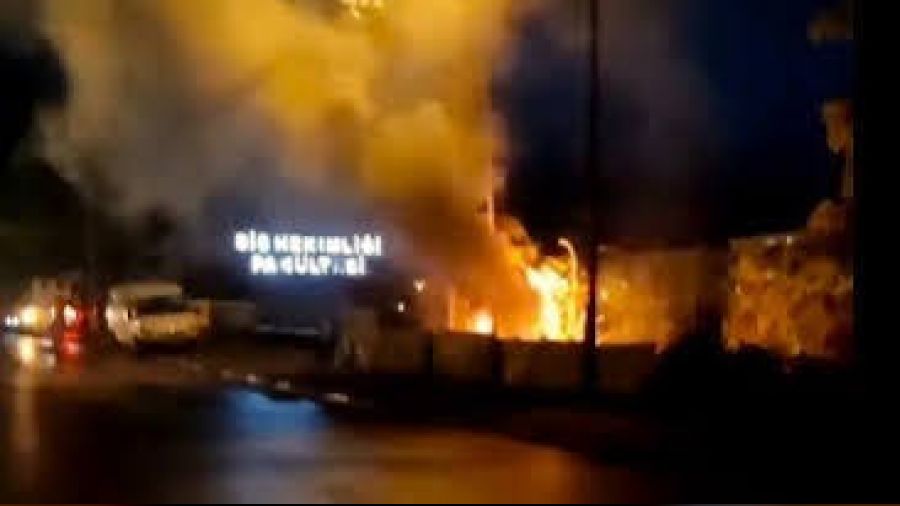 Bomba gibi patladı