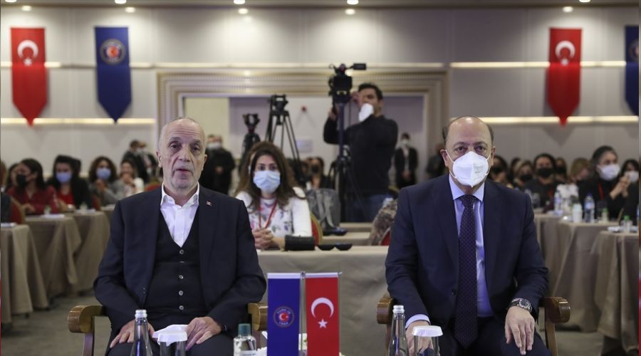 Bo�una kafa patlatmay�n zira TL ile asgari �cret anlam�n� kaybetti!